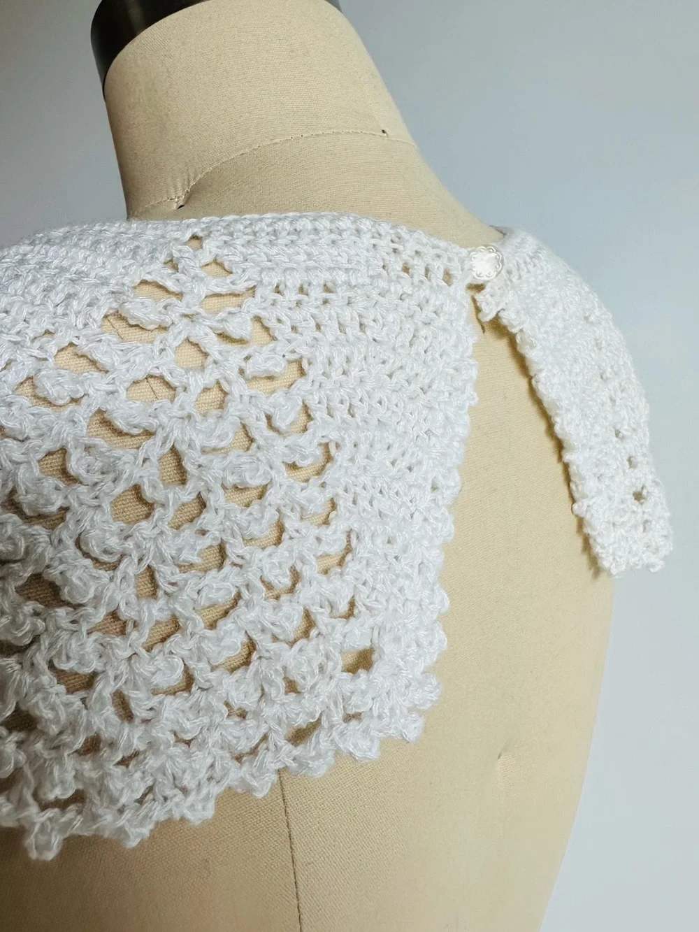 Vintage Handmade Crochet Detachable Collar Capelet White Statement Piece Boho